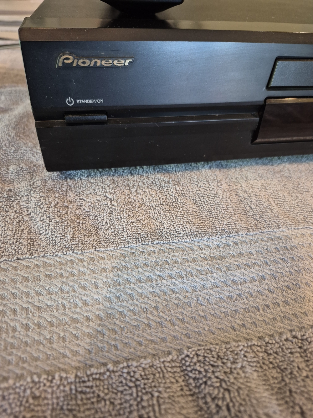 PIONEER DVD/CD Player DV-341 Black Front Audio Component Panel